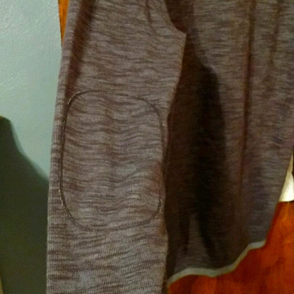 Patched long sleeve - Picture 3 of 3